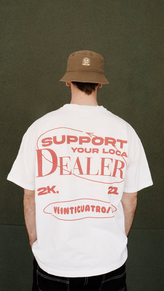 DEALER TEE WHITE/RED